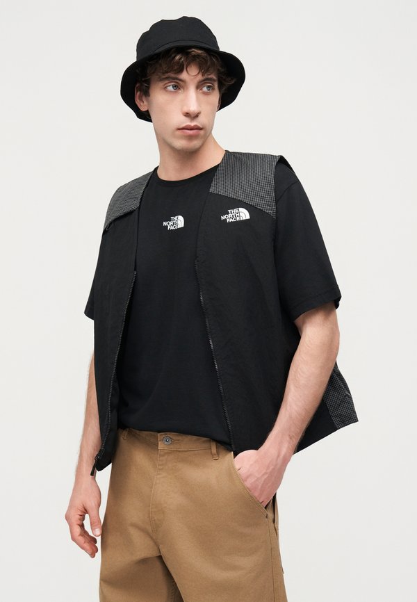 The North Face TECH UNISEX