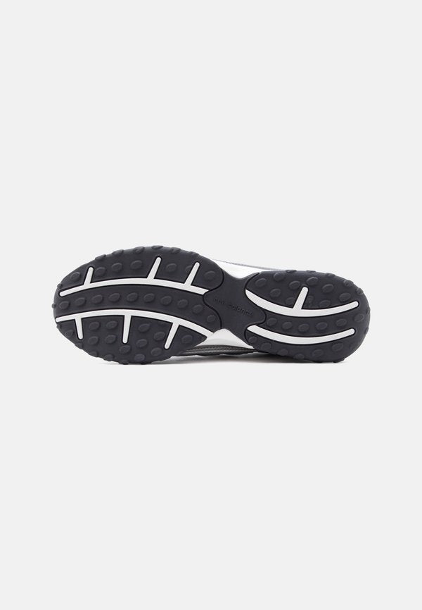 New Balance U204L UNISEX