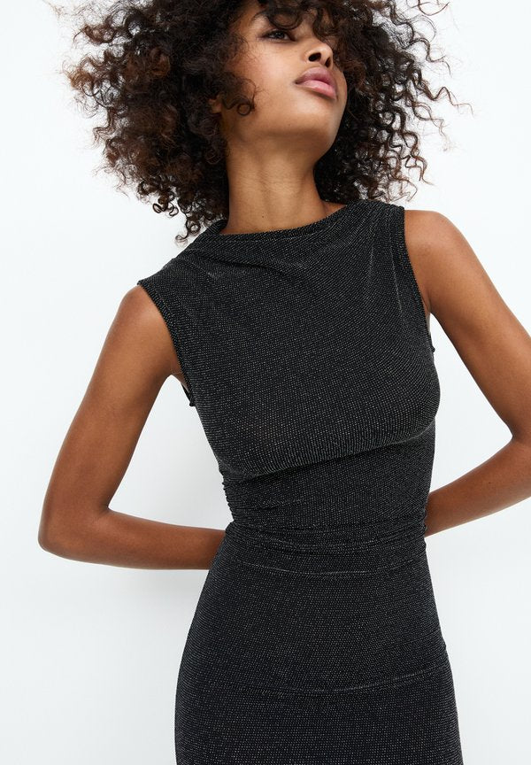 PULL&BEAR LONG RHINESTONE