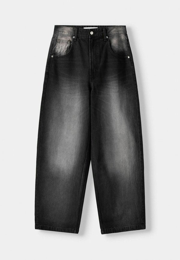 Bershka SUPER - Loose Jeans - black