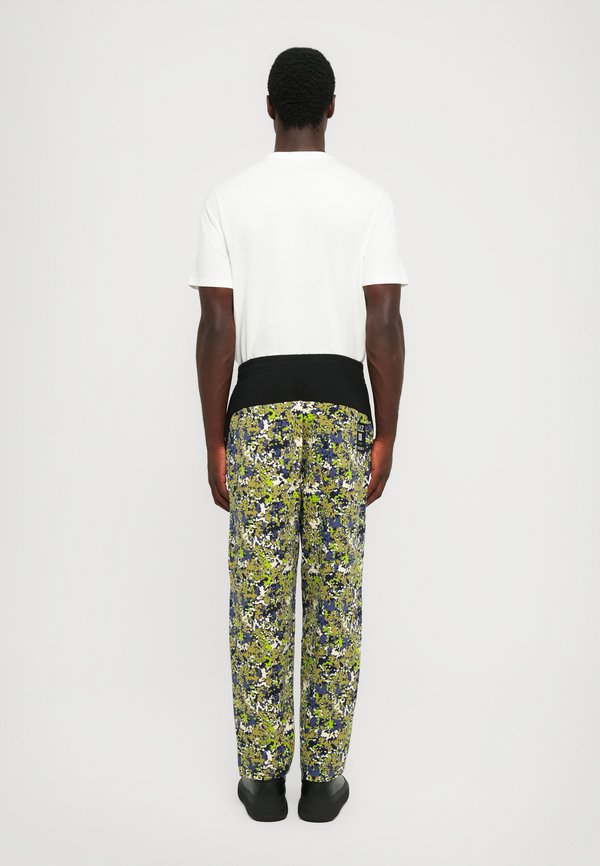 EA7 Emporio Armani TRAIN VISIBILITY PANTS GRAPHIC