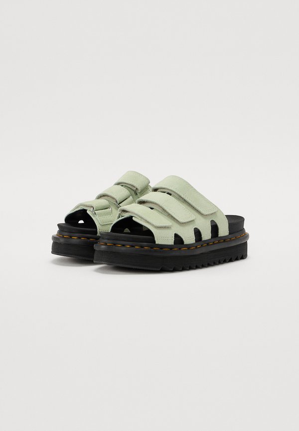 Dr. Martens RAINE