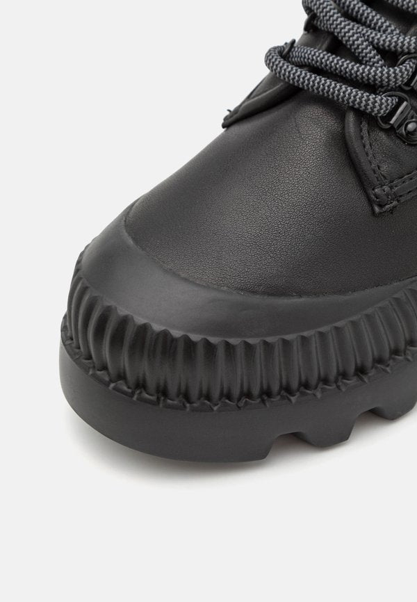 KARL LAGERFELD TREKKA SPEKULUM MID LACE