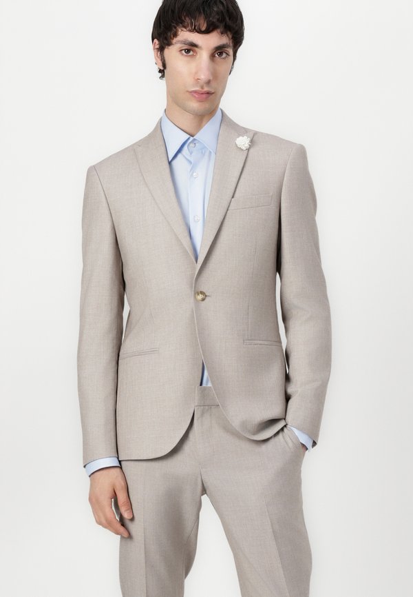 Isaac Dewhirst WEDDING SUIT SET