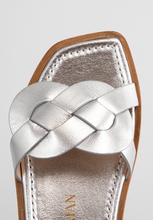 Stuart Weitzman SIERRA