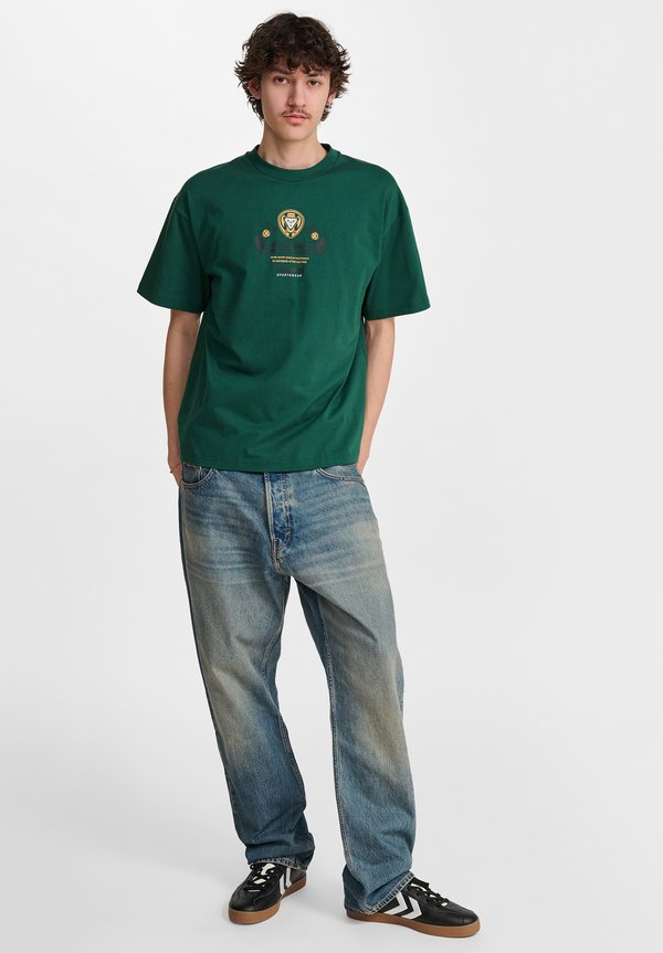 Hummel LOOSE S/S SCARF