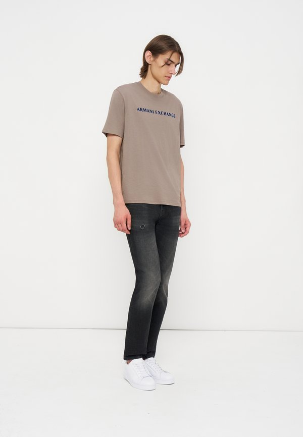 Armani Exchange