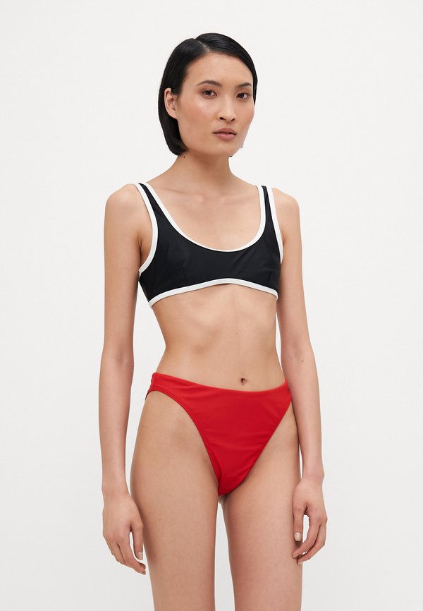 Abercrombie & Fitch Mid Rise High-Leg Moderate Bottom