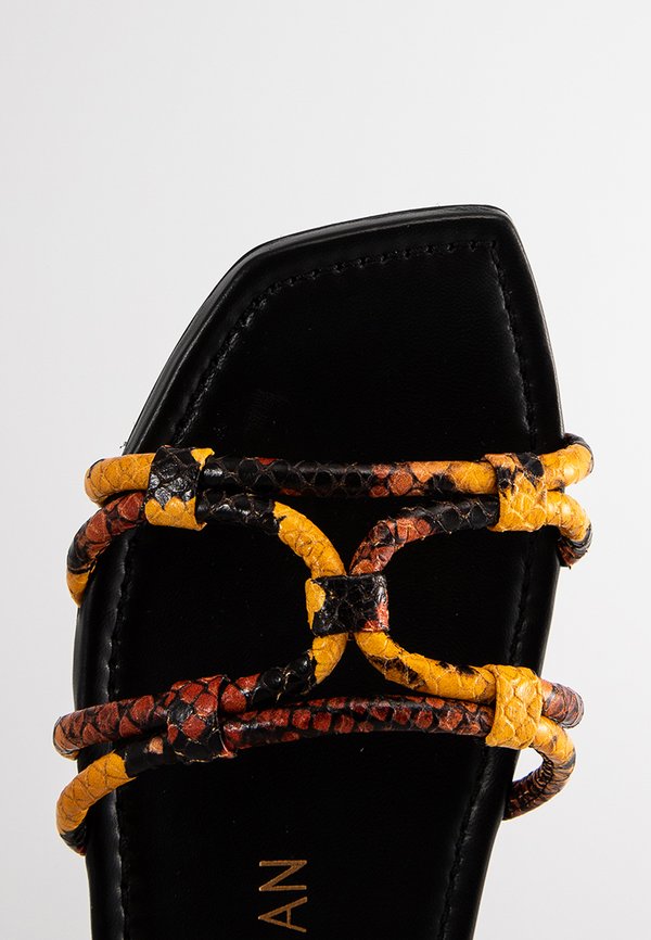 Stuart Weitzman