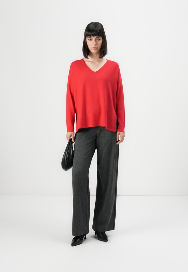 ONLY ONLAMALIO LIFE V NECK