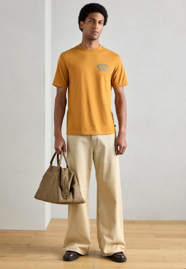 Scotch & Soda FRONT AND BACK ARTWORK REGULAR FIT