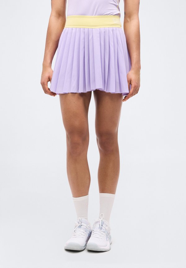 EA7 Emporio Armani TENNIS PRO FREESTYLE PLEATED SKIRT