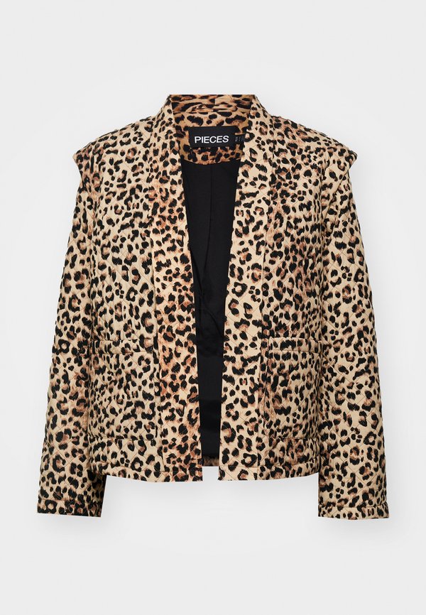 Pieces PCSAROLINE SHORT JACKET
