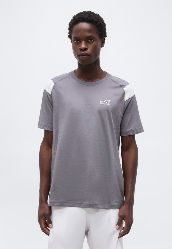 EA7 Emporio Armani TRAIN CORE TEE