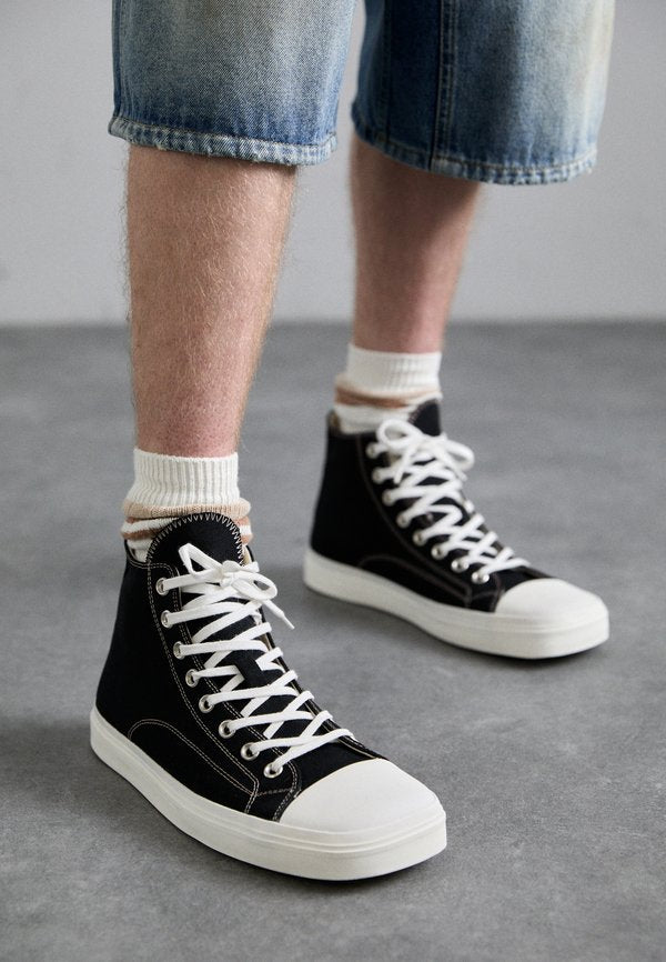MOSCHINO EDGE