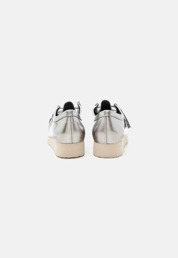 Clarks Originals WALLABEE