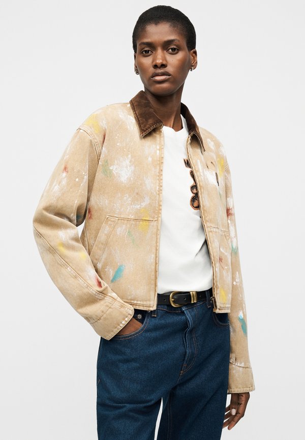 MOSCHINO