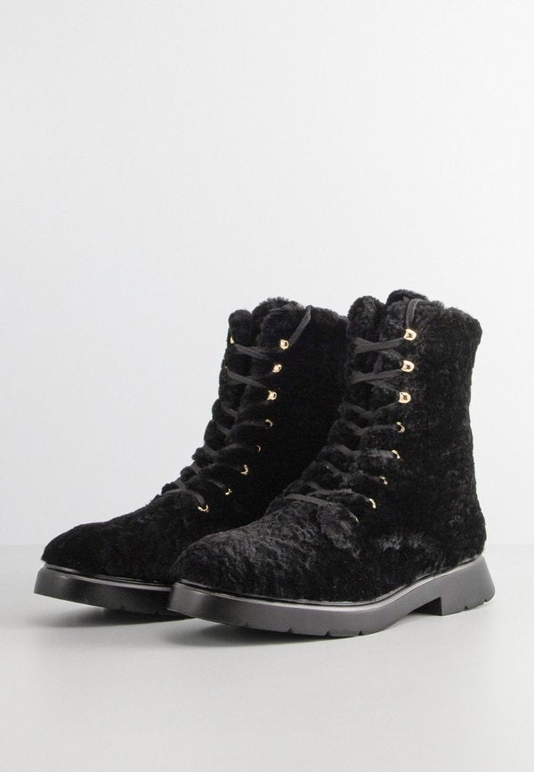 Stuart Weitzman MCKENZEE