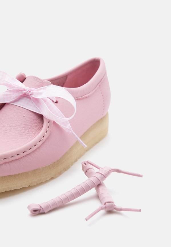 Clarks Originals WALLABEE.