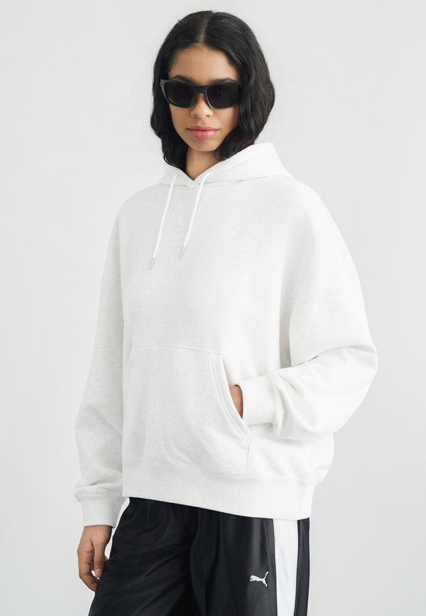 Puma WARDROBE BOXY - Hoodie - white glow heather