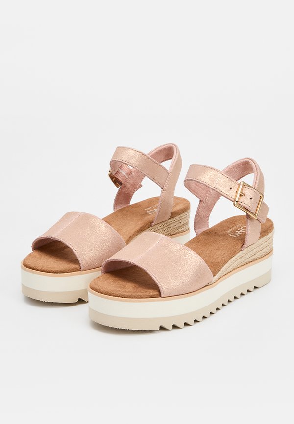 TOMS DIANA
