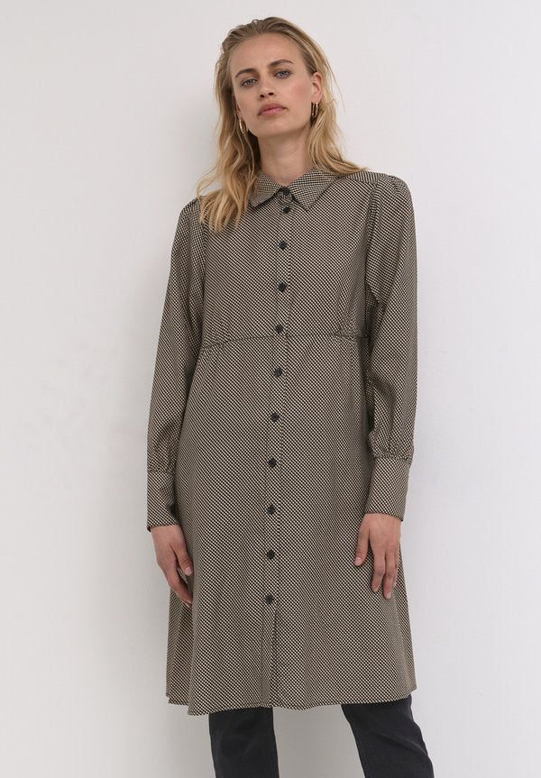 My Essential Wardrobe  NINAMW