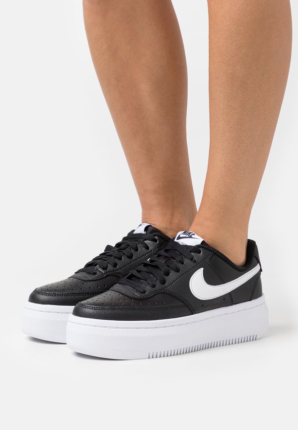 Nike Sportswear COURT VISION ALTA - Trainers - black/white