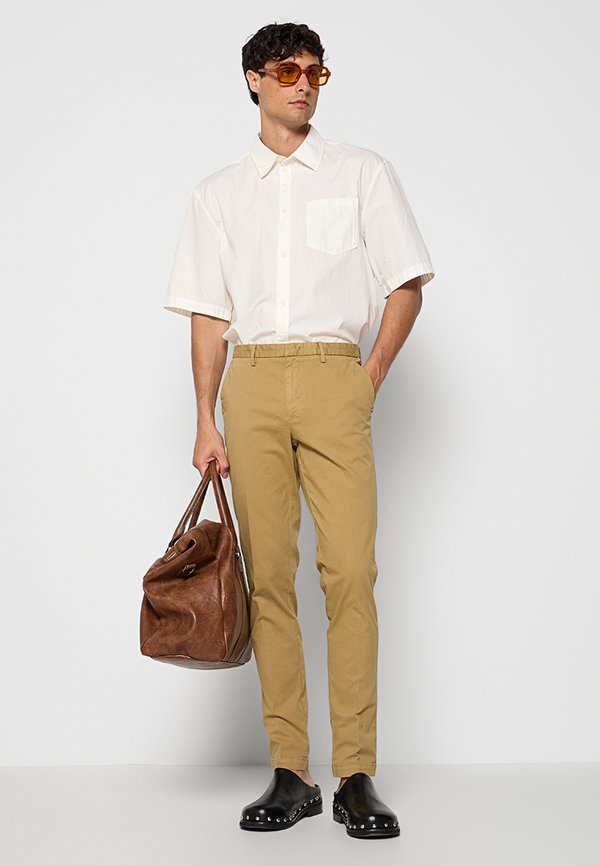 BOSS SLIM FIT