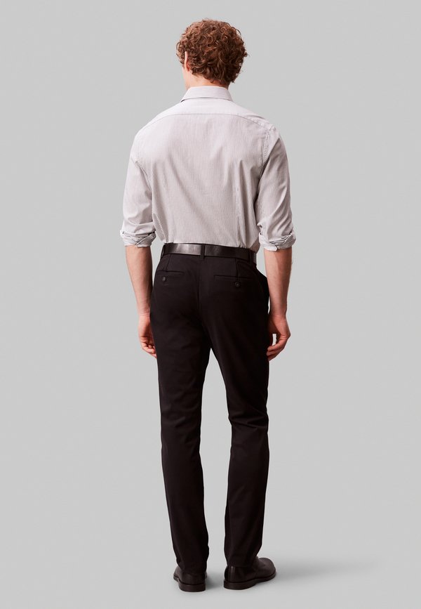 Calvin Klein SLIM