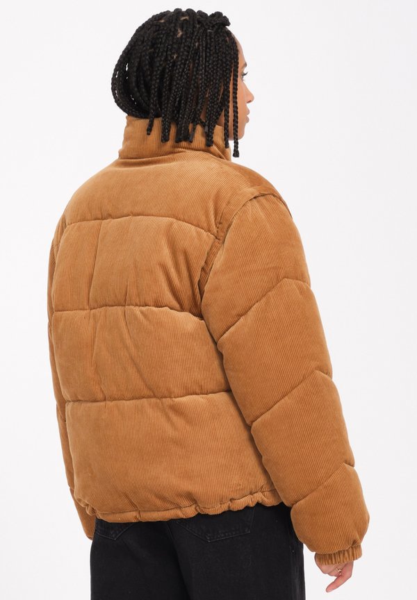 Volcom CORD'N PUFF