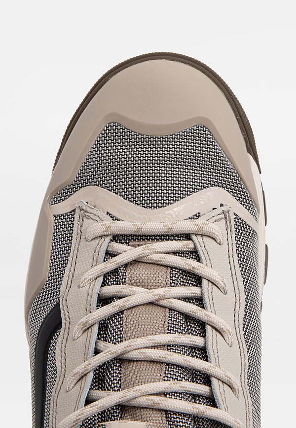 Vans ULTRARANGE EXO HI GORE