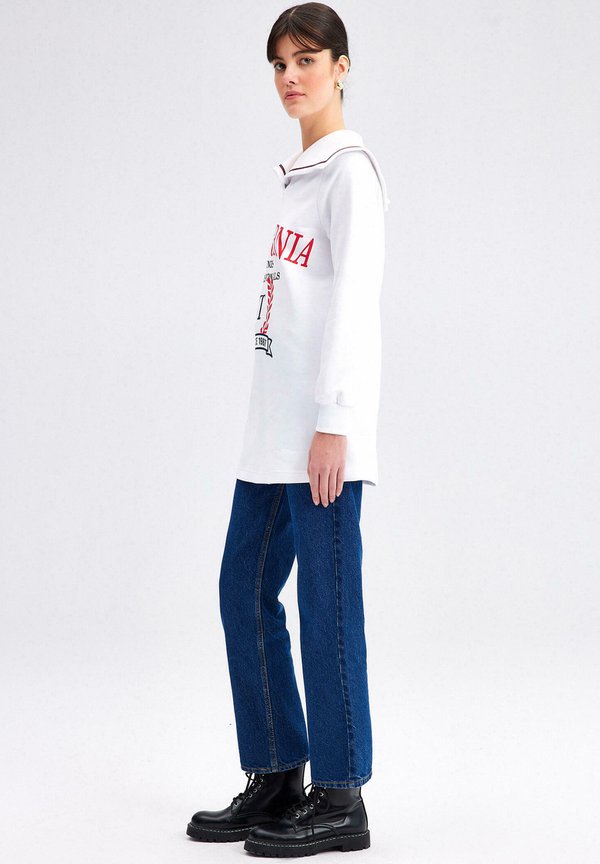 Touché Privé WIDE COLLAR