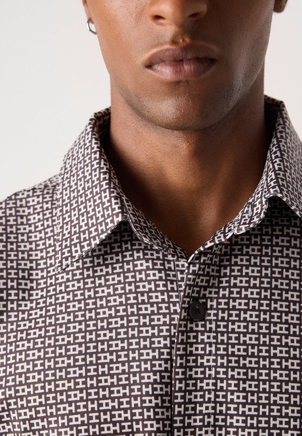 Heathe MAKOKO MONOGRAM PRINT SHIRT