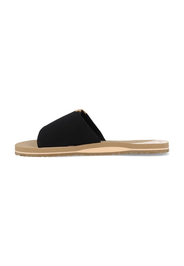 TOMS CARLY