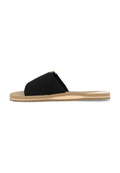 TOMS CARLY