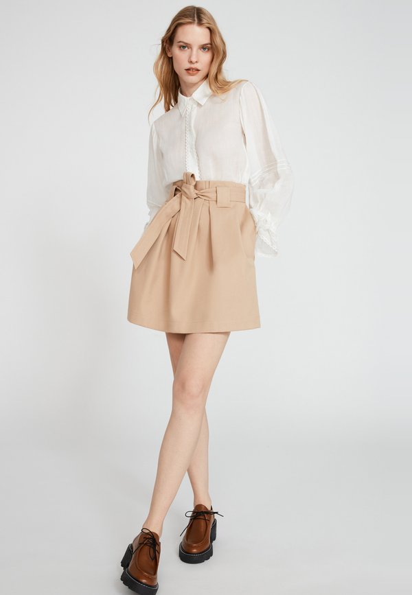 Claudie Pierlot SABAR