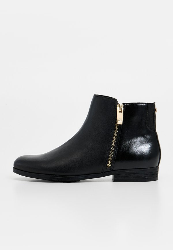 Dune London PANDAM