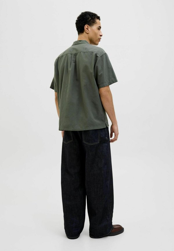Jack & Jones Resort Relaxed Fit