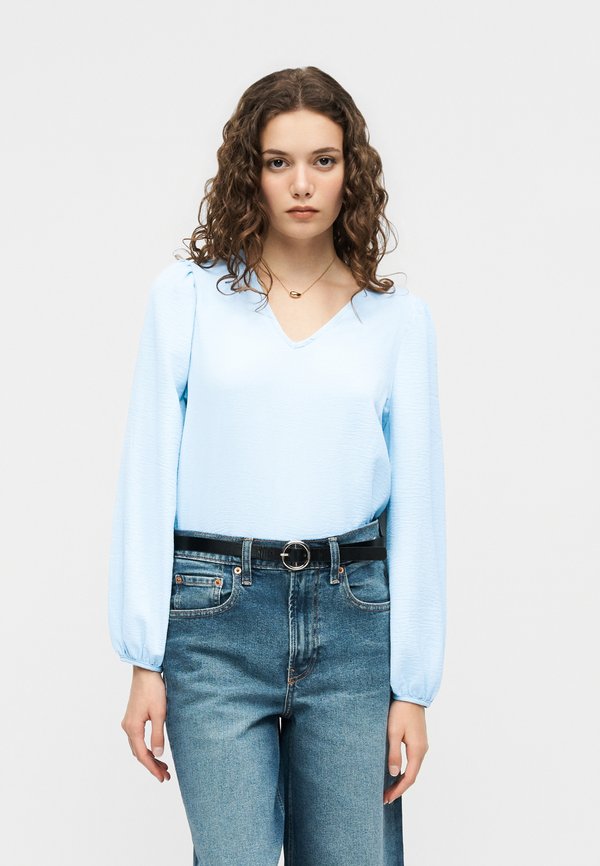 Vero Moda Petite VMALVA V NECK