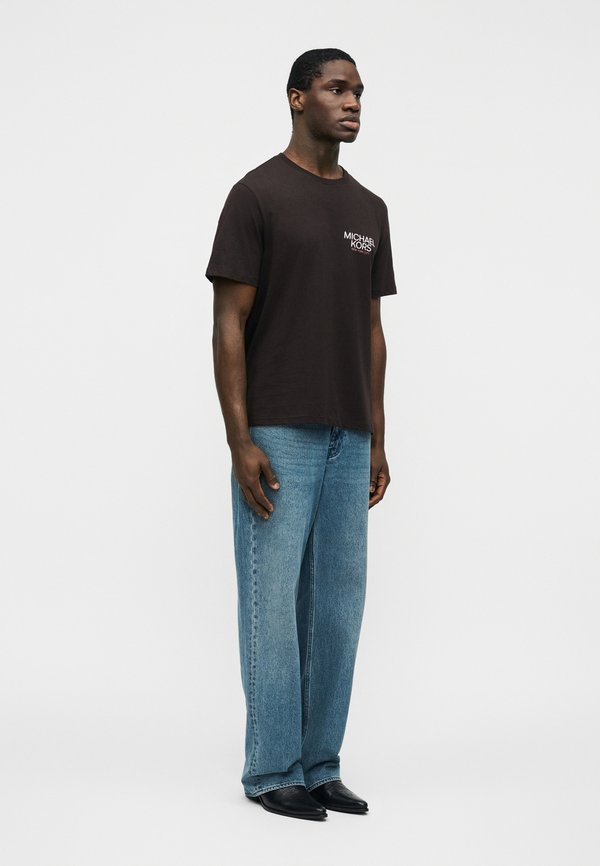 Michael Kors MODERN LOGO TEE