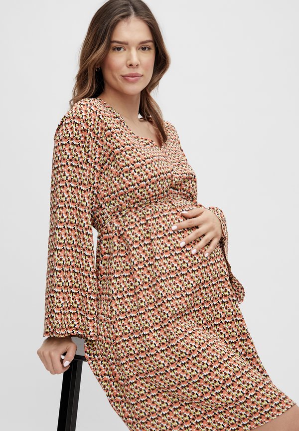 MAMALICIOUS