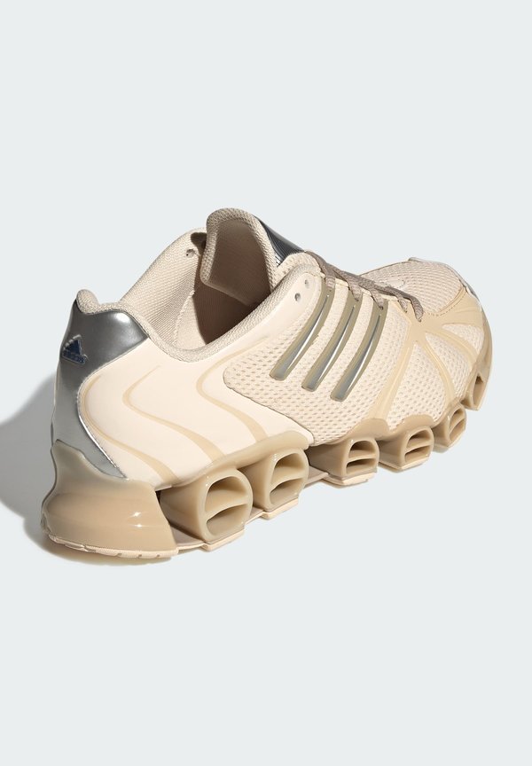 adidas Originals MEGA GHOSTRIDE W