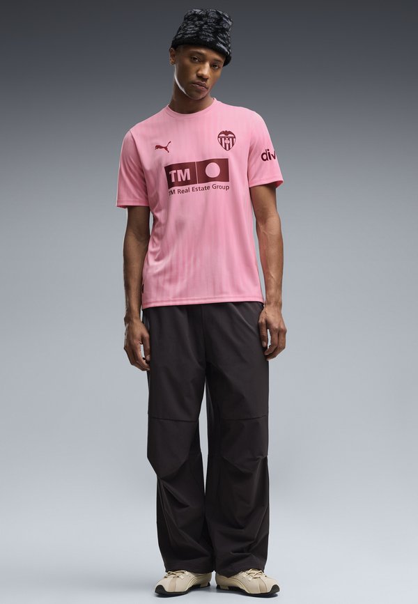Puma VALENCIA CF 26/27 AUSWEICHTRIKOT - Club wear - pink lilac-intense red