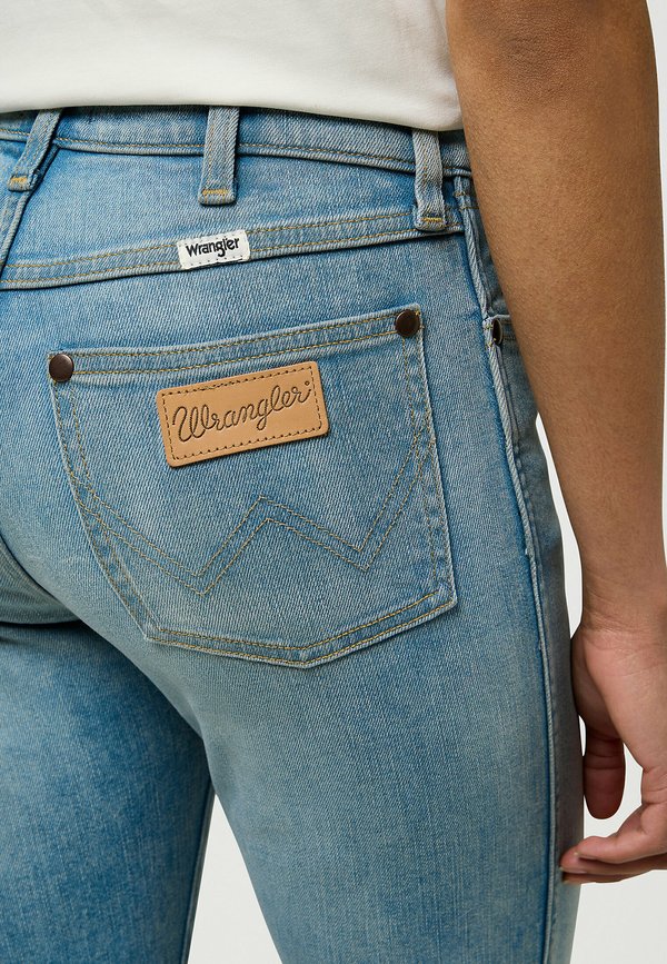 Wrangler POCKET SIENNA