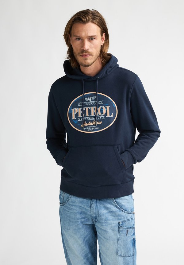Petrol Industries VIAJE
