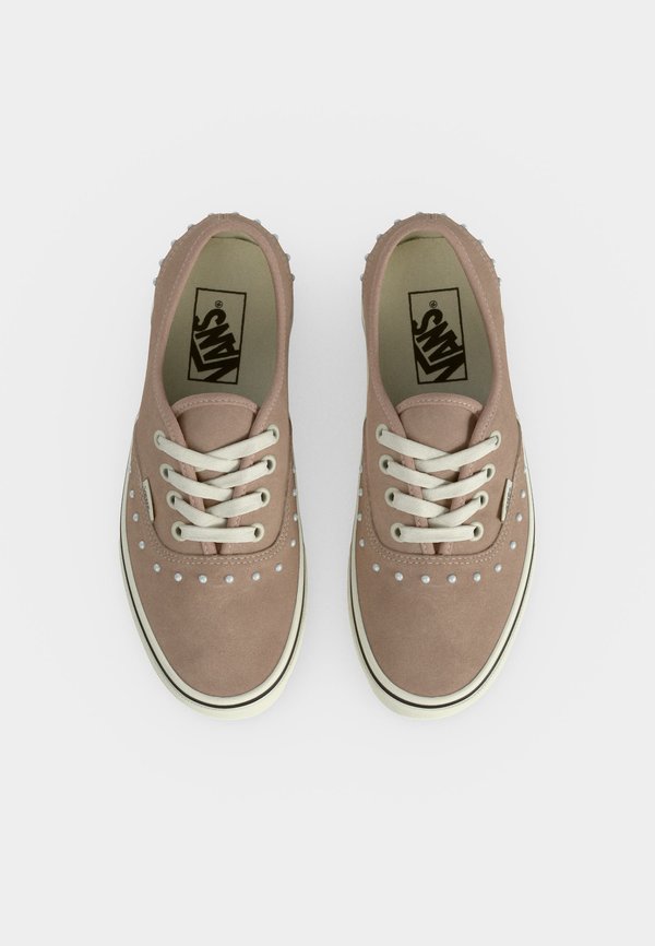 Vans AUTHENTIC
