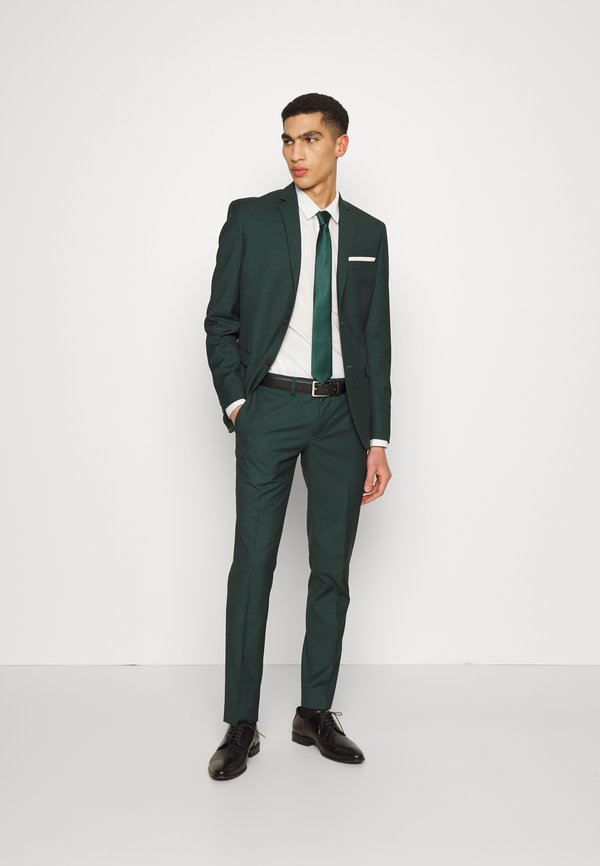 Isaac Dewhirst NOTCH SUIT