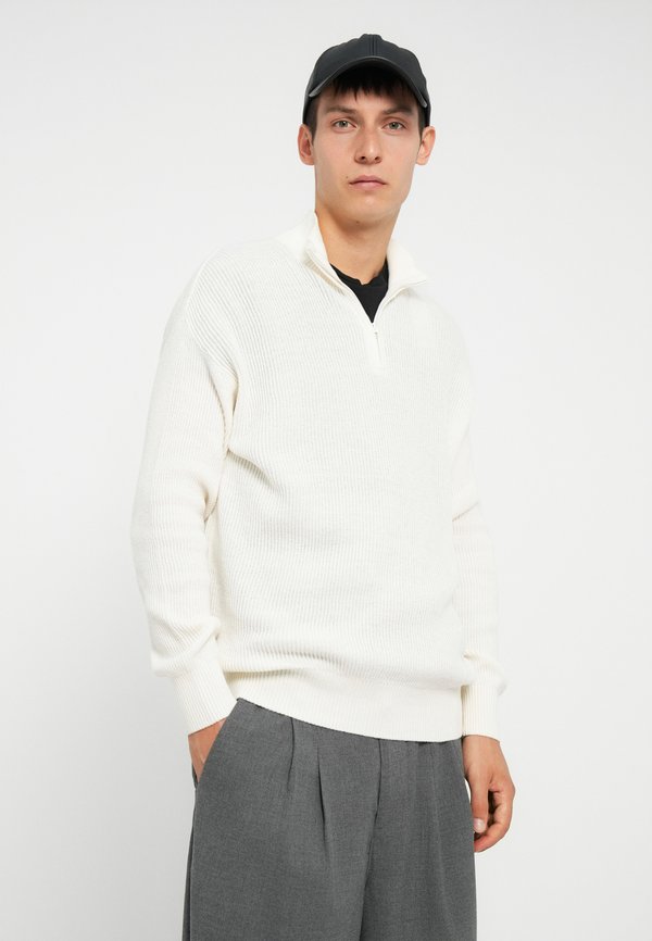 Hollister Co. BOXY