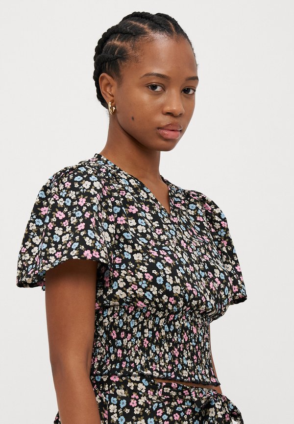 Vero Moda Petite VMPAGE CROP