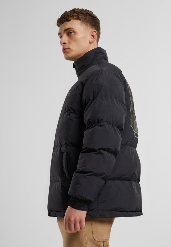Karl Kani SERIF 89 PUFFER
